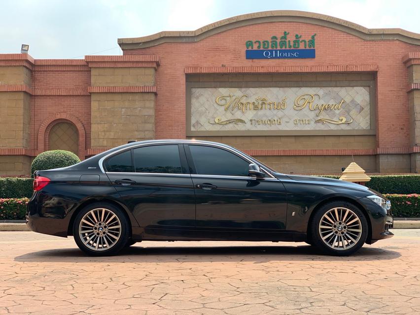 2018 BMW 330e LUXURY LCI รหัส PJP6248 4