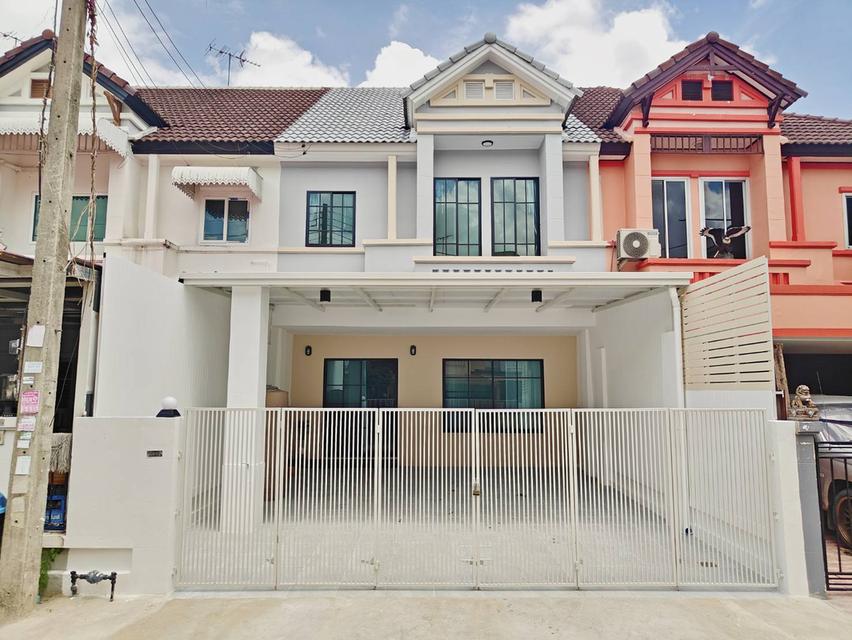 หมู่บ้านปิยวรารมย์ คลอง4 1
