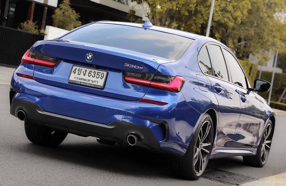 BMW 330e M Sport ปี 2021 ไมล์ 12x,xxx โล สามารถวิ่งด้วยระบบไฟฟ้า 60 โล รูปที่ 7