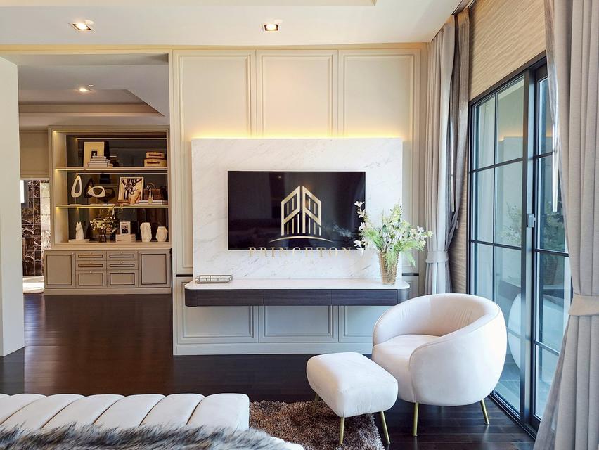 Luxury English-Style Detached House – The City Bangna 2 16