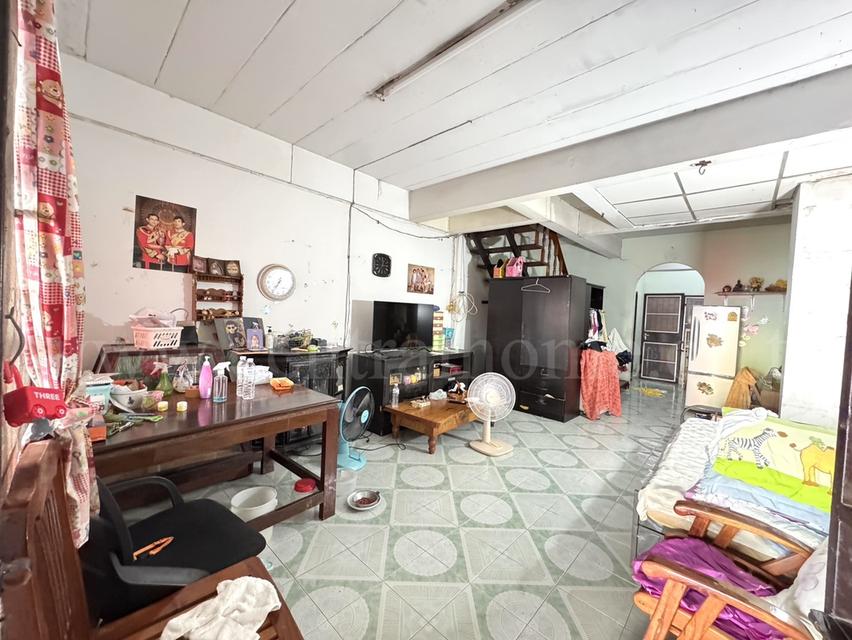 ทาวน์เฮ้าส์ รุ่งเรืองเฮ้าส์ พหลโยธิน 54 ใกล้ BTS สะพานใหม่ 3