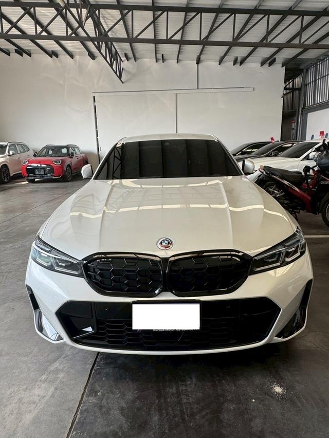 2023 bmw 320d M Sport LCI (รับเข้าใหม่ สวยไม่ต้องทำสี โลโก้50ปี คุ้มสุดๆ)
