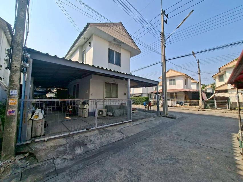 ขายบ้าน 2 ชั้น หลังมุม เอื้ออาทรคลอง5/2 คลอง5 คลองหลวง 3