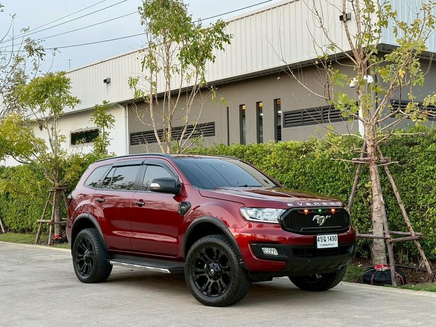 Ford Everest 2.0 Bi-Turbo 4WD Titanium Plus สีแดง ปี 2019 มือเดียวป้ายแดง รูปที่ 5