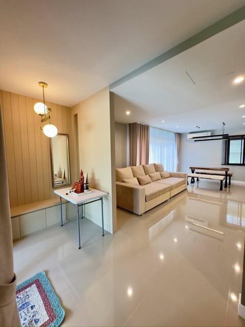 ให้เช่าบ้านเดี่ยว 2 ชั้น โครงการ Areeya Como Botanica บางนา กม.10 บ้านแต่งสวยพร้อมอยู่ ทำเลดี ใกล้ MEGA Bangna ใกล้ทางด่วน และสนามบินสุวรรณภูมิ