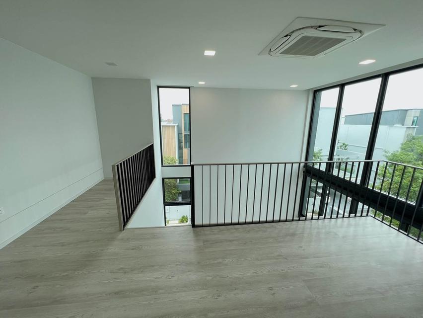 U1476 ให้เช่าบ้านเดี่ยว 3 ชั้น บ้านหรู มีลิฟท์ในตัว โครงการ VIVE กรุงเทพกรีฑา VIVE Krungthep Kreetha ติดโรงเรียนนานาชาติและสนามกอล์ฟ 20