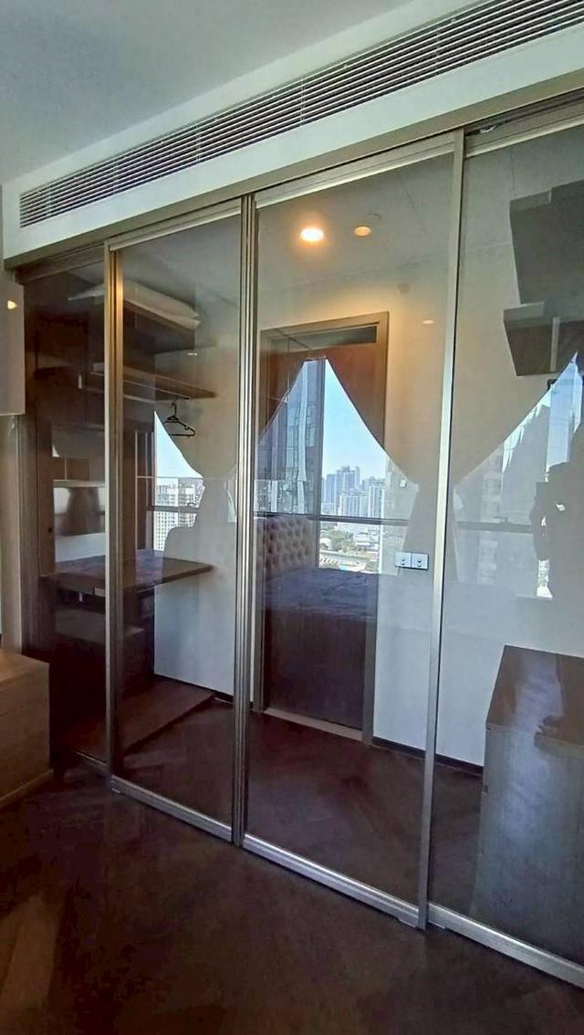The Esse Sukhumwit 36  43 sqms 1 bedroom 1​ bathroom​  24th floor  Sale 15,900,000 baht Rent 50,000/month Line ID : kingrice79 10