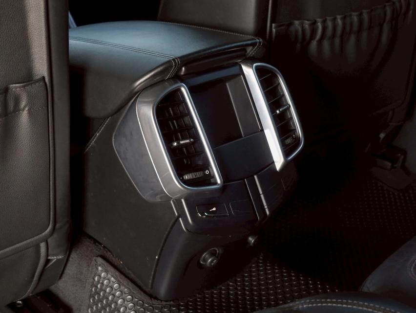 Porsche Cayenne Diesel 3.0 2012 รูปที่ 13