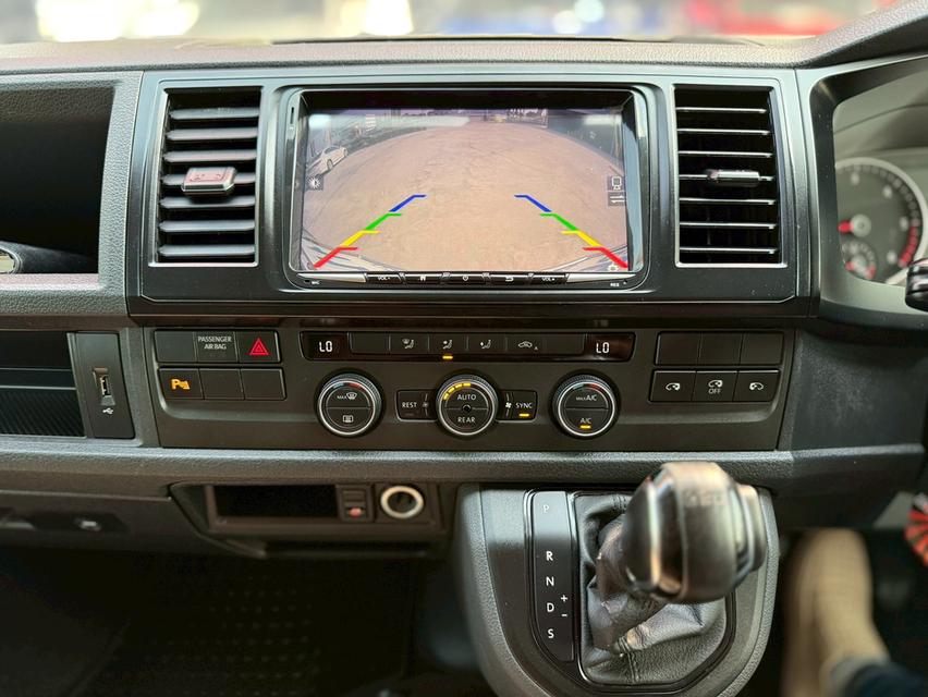 Volkswager Caravelle 2.0Bitdi ปี17 รูปที่ 10