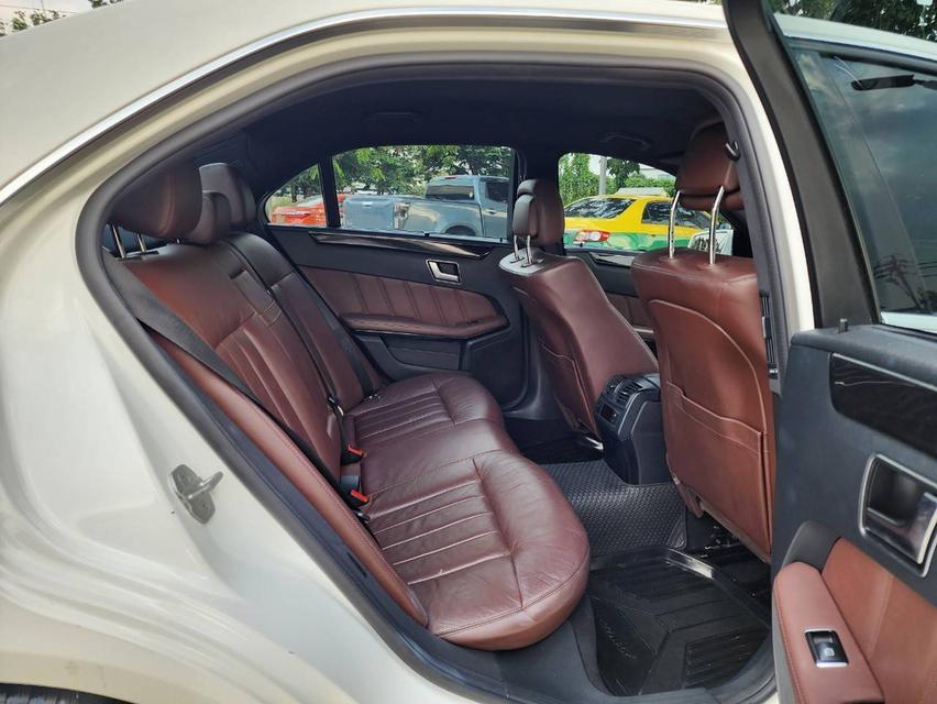 ขายBenz E300 Bluetec Hybrid ปี15 6