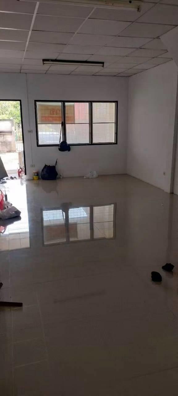 ขายบ้าน 2 ชั้น หมู่บ้านเจริญลาภ4 ซอยคลอง4 ตะวันตก35 7