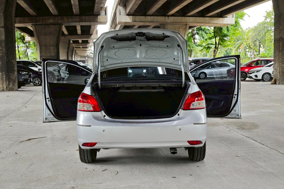 Toyota Vios 1.5 J AT 2007 9