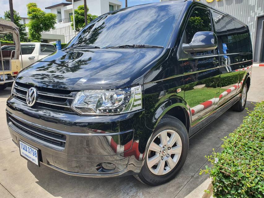 Volkswagen Caravelle T5 2.0 TDi สีดำ ปี2012 รถมือ1