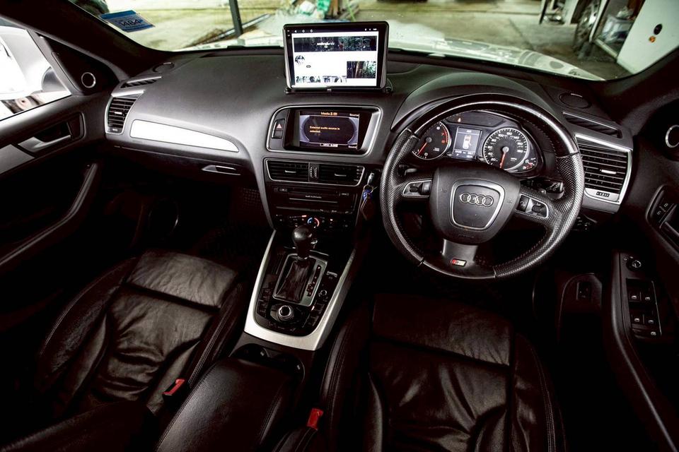 AUDI Q5 2.0T FSI Quattro ซันรูฟ 2012 รถสวยดูแลถีง 9