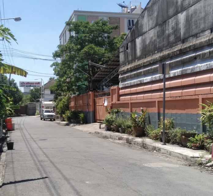 ขายที่ดิน ถมแล้ว  100 ตรว.  ซอย 20 มิถุนา แยก 3 ถ.รัชดา-สุทธิสาร ห้วยขวาง กรุงเทพฯ 9