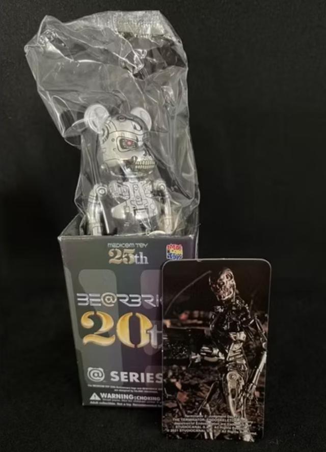 ขาย Bearbrick Terminator 2 2