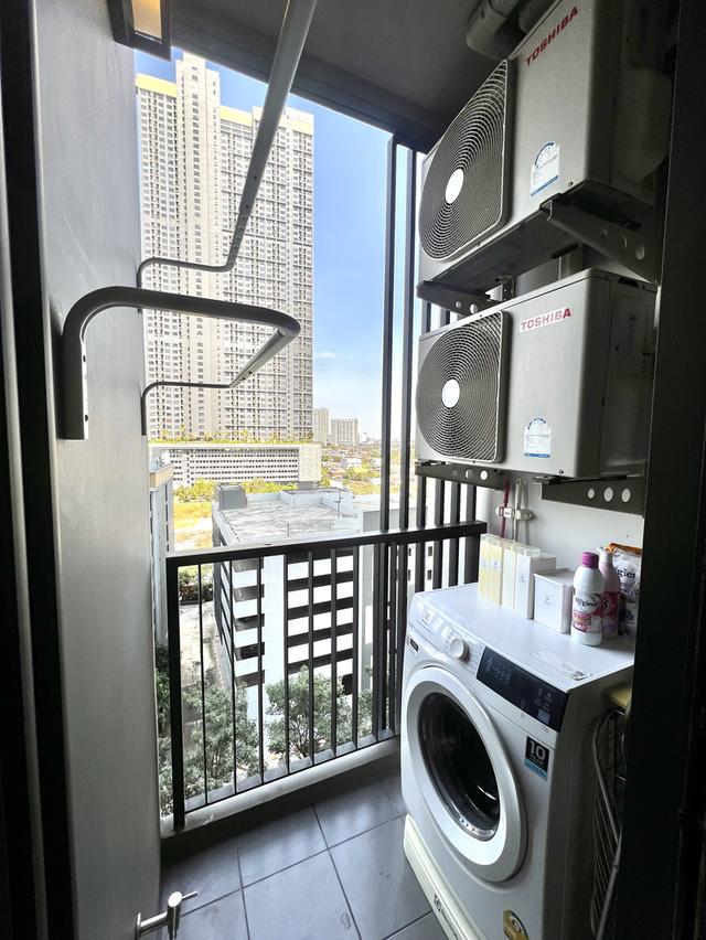 คอนโด the politan rive 11