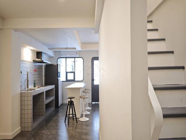 ให้เช่าทาวน์เฮาส์ 2 ชั้น ซอยโชคชัย 4 ซอย 55 รีโนเวทใหม่ Fully Furnished พร้อมอยู่ 3