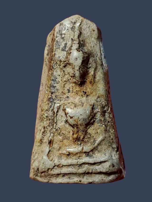 ผงสุพรรณ เปิดให้บูชาจ้า