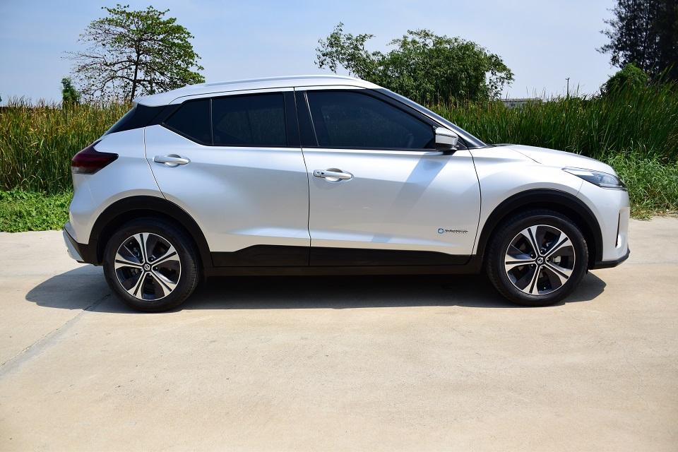 รถใหม่สภาพป้ายแดง / ฟรีดาวน์ปี2023 / NISSAN คลิก E-POWER วิ่ง52xxx โล ประหยัดสุดๆ พุตสต๊าท เบาะหนังแท้กว้างมากๆ  ยางปี2025 โทร0957401229  ไอดีไล UTBP รูปที่ 10