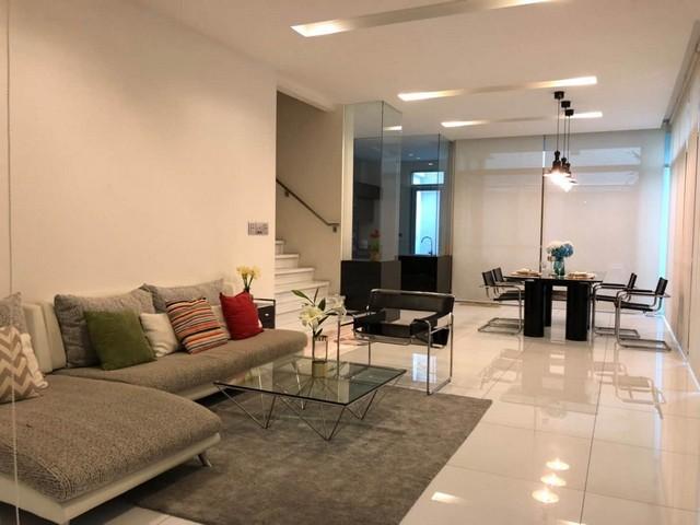 P826 ให้เช่า ทาวน์โฮม 3 ชั้น โครงการ เดอะ แลนด์มาร์ค เรสซิเดนท์ The Landmark Residence ตกแต่งสวยพร้อมเข้าอยู่ 9
