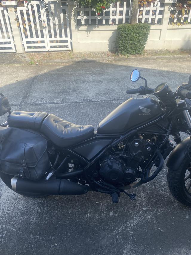 Honda Rebel 500 motorcycle