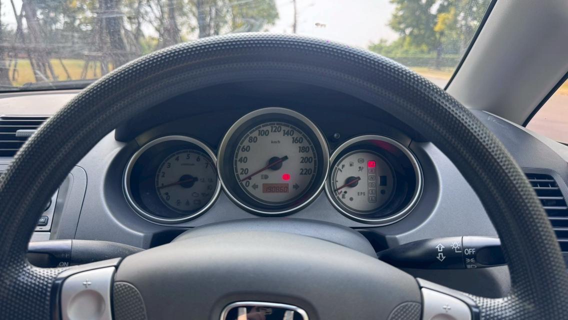 รหัสรถ TPV316 🎊 Honda Jazz 1.5 GD 🎊 2004 รูปที่ 7