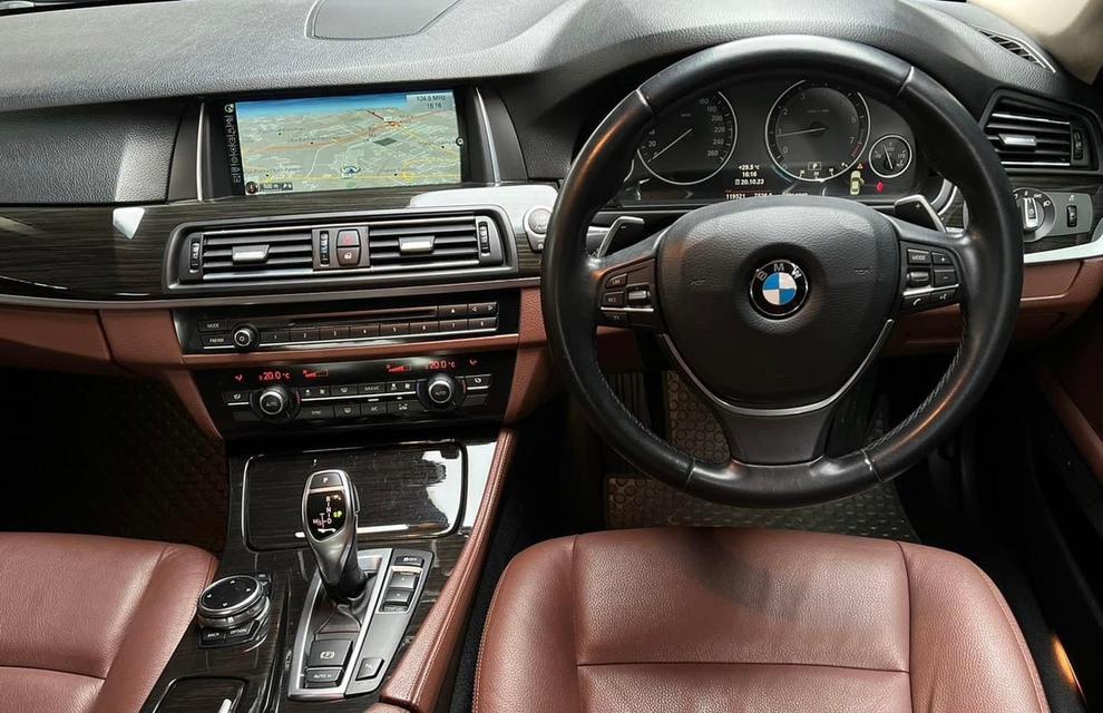 BMW 528I luxury 3จอ LCI มือเดียวป้ายแดง ปี2015 1