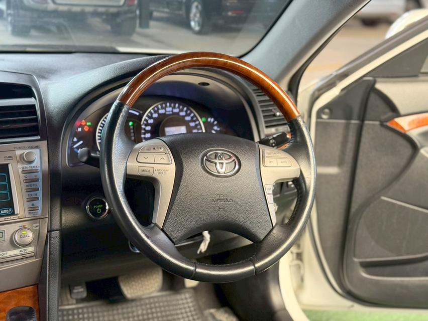 TOYOTA CAMRY 2.4 HYBRID ปี2012สภาพสวยกริ๊บ พร้อมใช้งาน 3