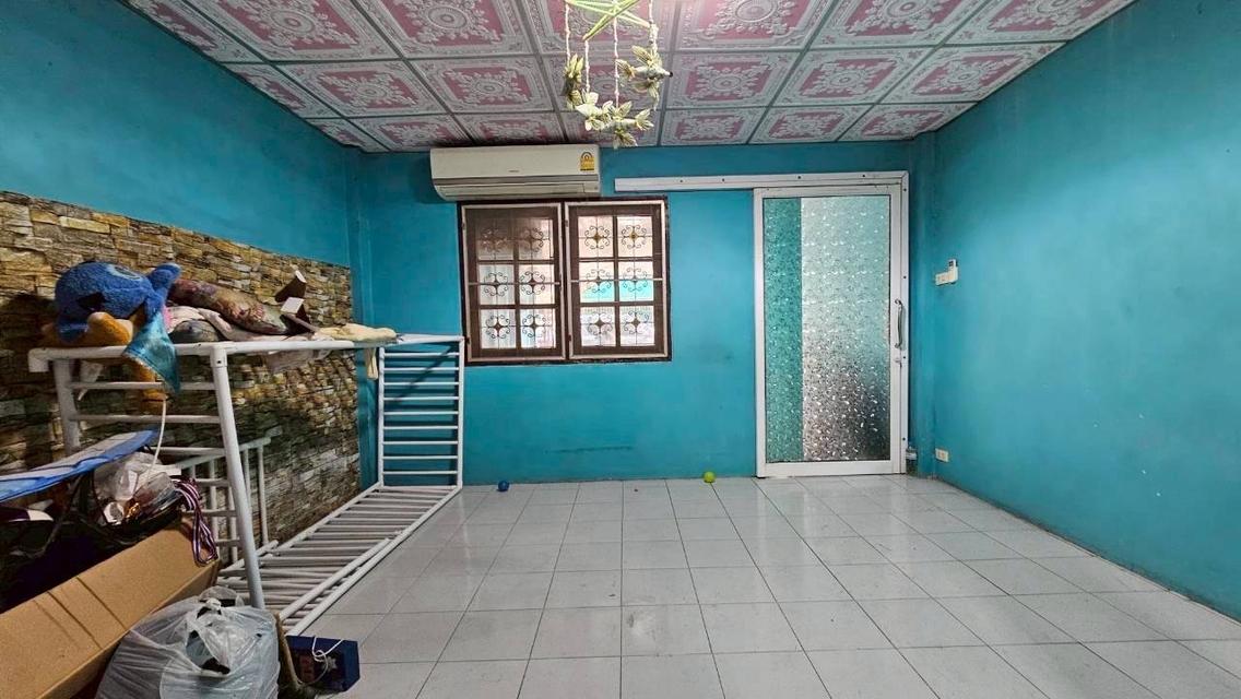 ทาวน์เฮ้าส์ 2 ชั้น หมู่บ้านบัวแก้ว สามโคก 6