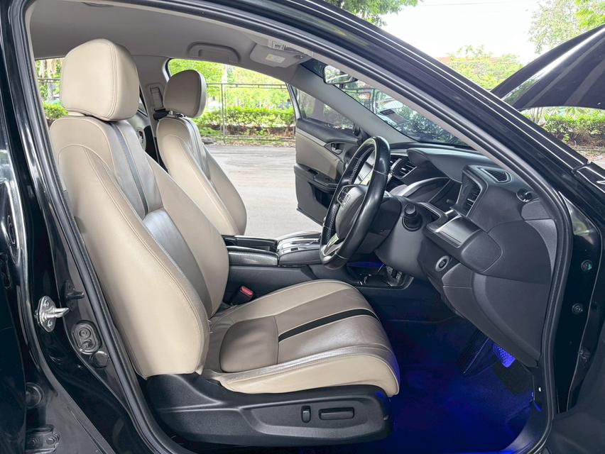 2018 Honda CIVIC 1.8 EL AT รูปที่ 15