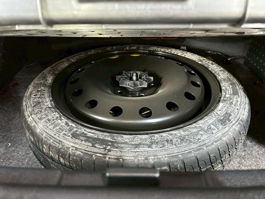 ขายรถ MG HS 1.5D Turbo ปี 2020 สีแดง เกียร์ออโต้ 20