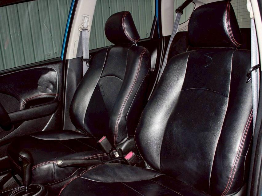 HONDA JAZZ 1.3 HYBRID ปี 2012 โฉม ปี08-14 เกียร์ AUTO สีฟ้า เครื่องยนต์ เบนซิน + ไฟฟ้า ไมล์น้อย 208,884 Km. 11