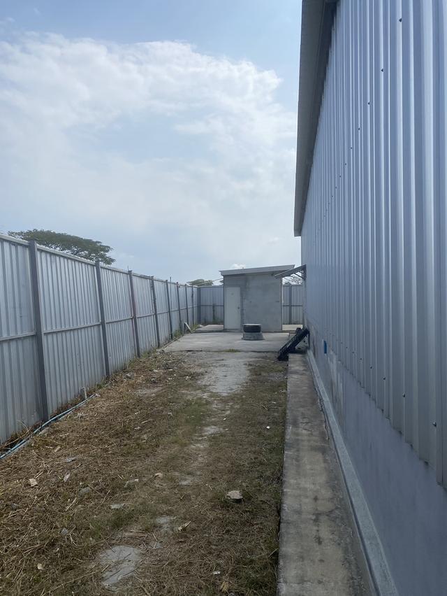 โกดังให้เช่าหนองแขม ถนนเพชรเกษมสาย3 ตกแต่งใหม่ รั้วรอบขอบชิด พื้นที่ใช้สอยทั้งหมด1408ตรม. เนื้อที่352ตรว. ซอยกว้าง รถใหญ่เข้าออกสะดวก 6