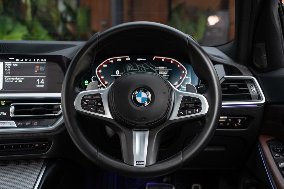 “BMW 330e M Sport Plug-in Hybrid”  ปี2021 📌𝟯𝟯𝟬𝙚 เข้าใหม่ค่ะ! วิ่งน้อย 🛠พร้อม 𝘽𝙎𝙄&𝙒𝙖𝙧𝙧𝙖𝙣𝙩𝙮 1 ปี