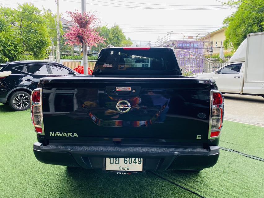 NISSAN NAVARA NP300 CAB รุ่น CALIBRE ตัว E  BLACK EDITION เครื่อง2.5cc. เกียร์ธรรมดา ปี 2019  6