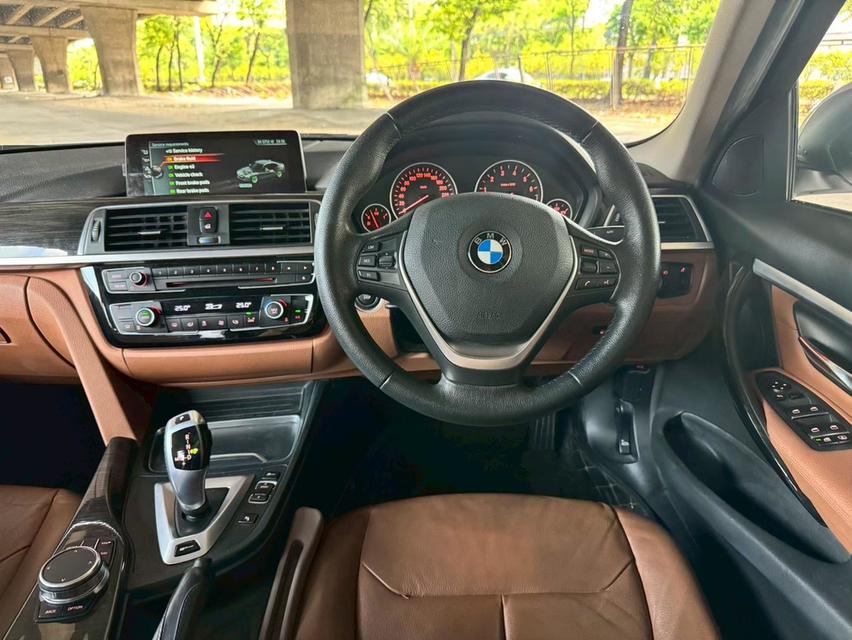 ✅ 2018 BMW 330e Luxury AT รูปที่ 12