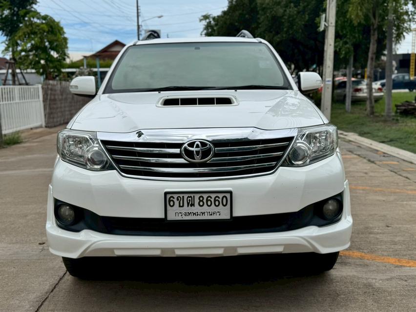 ขาย Toyota Fortuner 2.5V ปี15