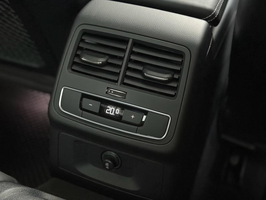 Audi A5 45 TFSI Quattro S-Line Black Edition ปี 2023 รูปที่ 12