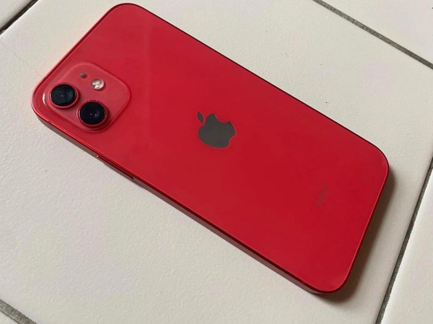 iPhone 12 Product Red 2