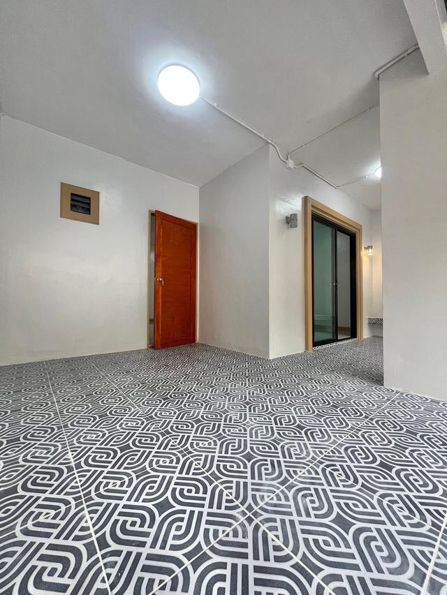 หมู่บ้านพฤกษา10 6