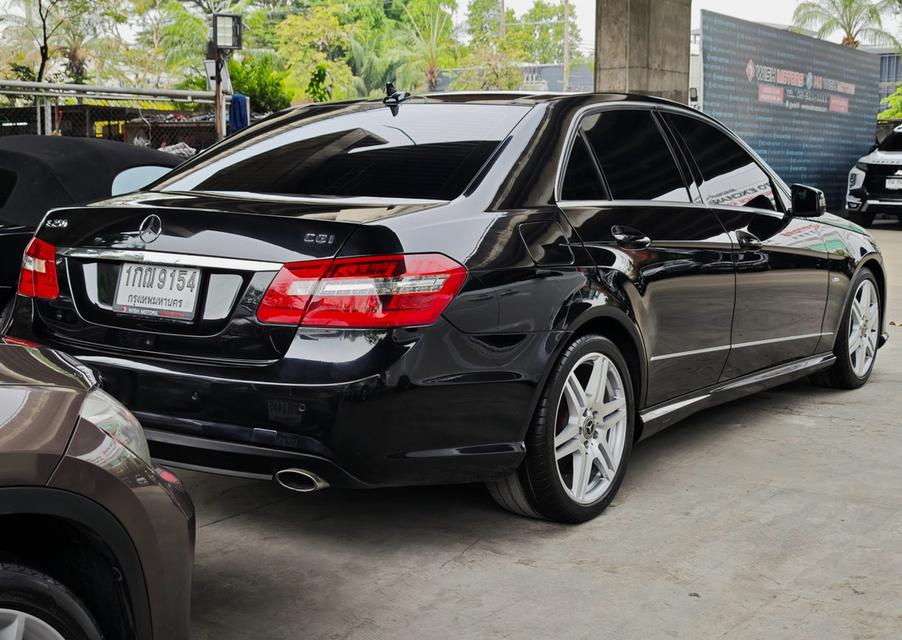 Benz E250 CGI Saloon AMG W212 ปี 2011   3