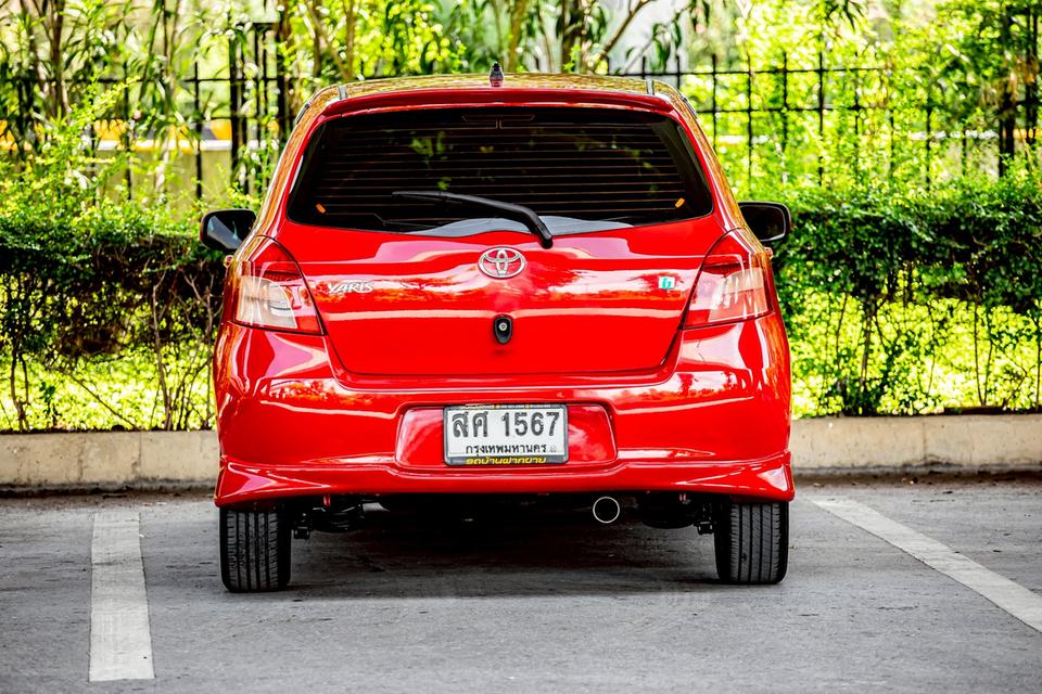 Toyota Yaris 1.2 J ปี 2006 สีแดง สวยสภาพดี