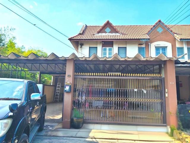 ขายบ้านสวยถูกอมตะชลบุรี หมู่บ้านแฟมิลี่ปาร์ค นาป่า 4ห้องนอน 2 ห้องน้ำ บ้านหลังใหญ่ต่อเติมสุดคุ้ม บ้านหลังริมจอดรถ 3 คัน 2