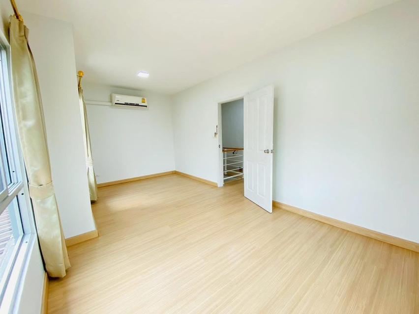 ทาวน์เฮ้าส์2ชั้นรีโนเวทพร้อมเข้าอยู่ 1