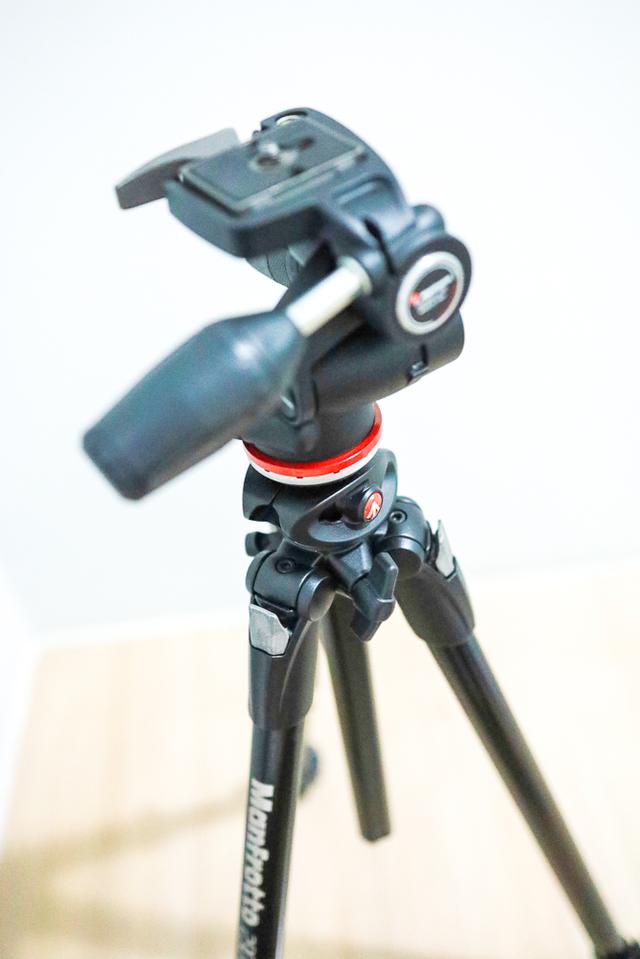 ขายขาตั้งกล้อง Manfrotto/290-dual-kit-alu3-sec มือสองสภาพดี ใช้งานได้เต็มประสิทธิภาพ 6