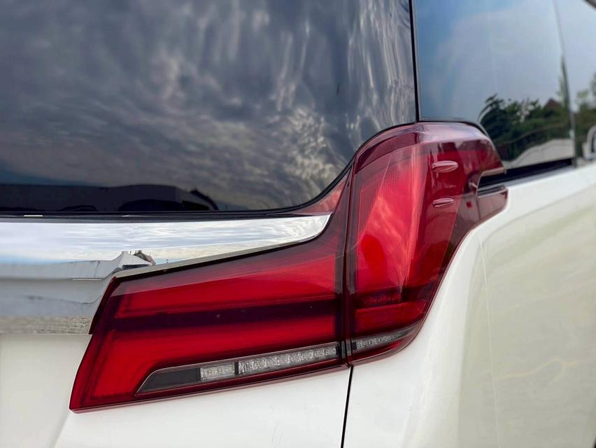Toyota Alphard 2.5 SC Package MNC 2020 จด 2021 • Mileage: 64,000 km 7