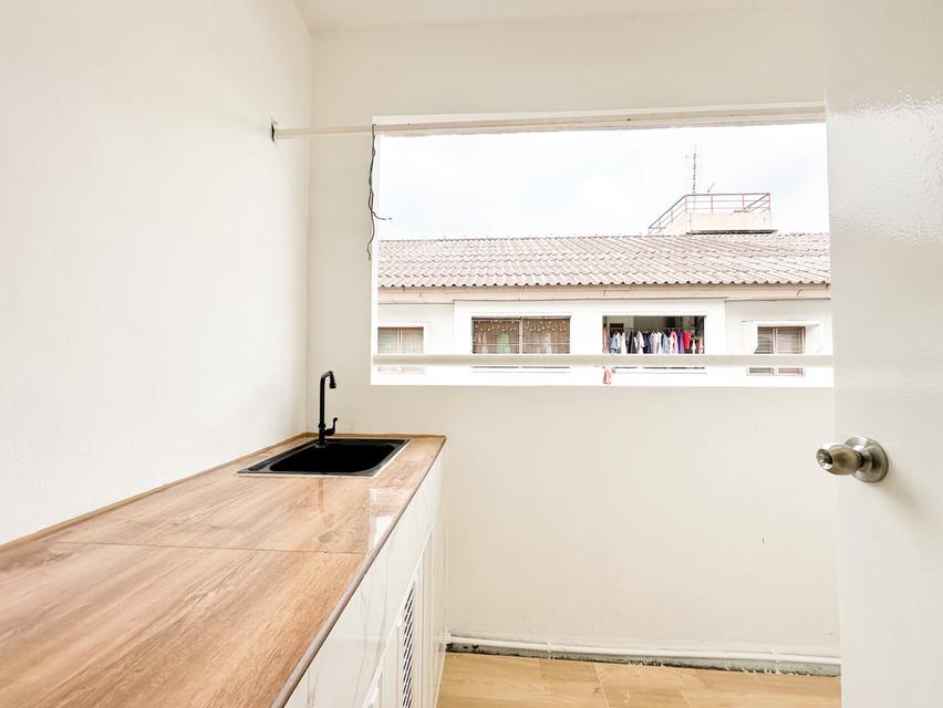 ขายคอนโดเอื้ออาทรนวนคร พหลโยธิน กม.44 เอื้อมิตซู ปทุมธานี ใกล้นวนคร ตลาดไท ม.ธรรมศาสตร์ 8