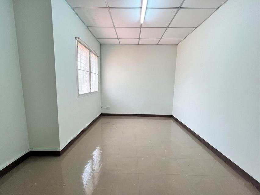 ขายทาวน์โฮม หมู่บ้านเอื่ออาทร 7/3 ลำลูกกาคลอง7 799,000 บาท 14