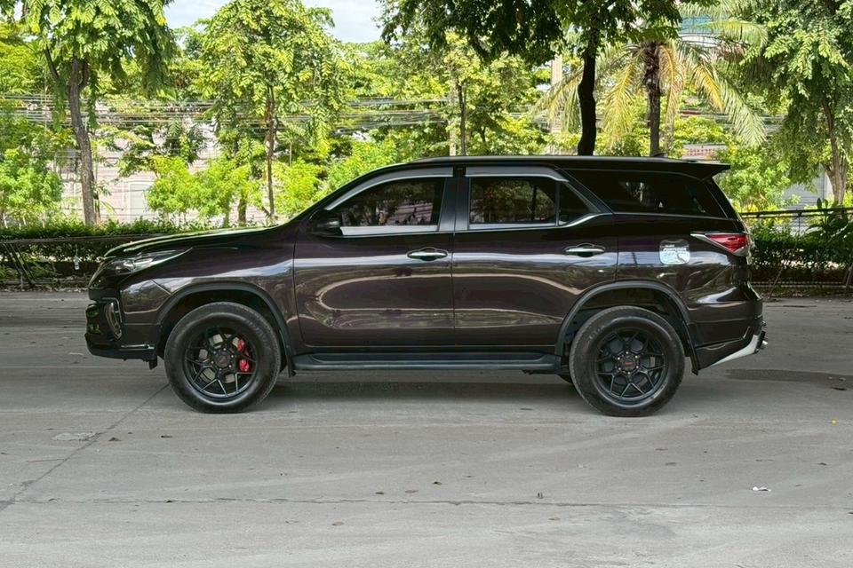 Toyota Fortuner 2.4 V AT ปี 2016 8